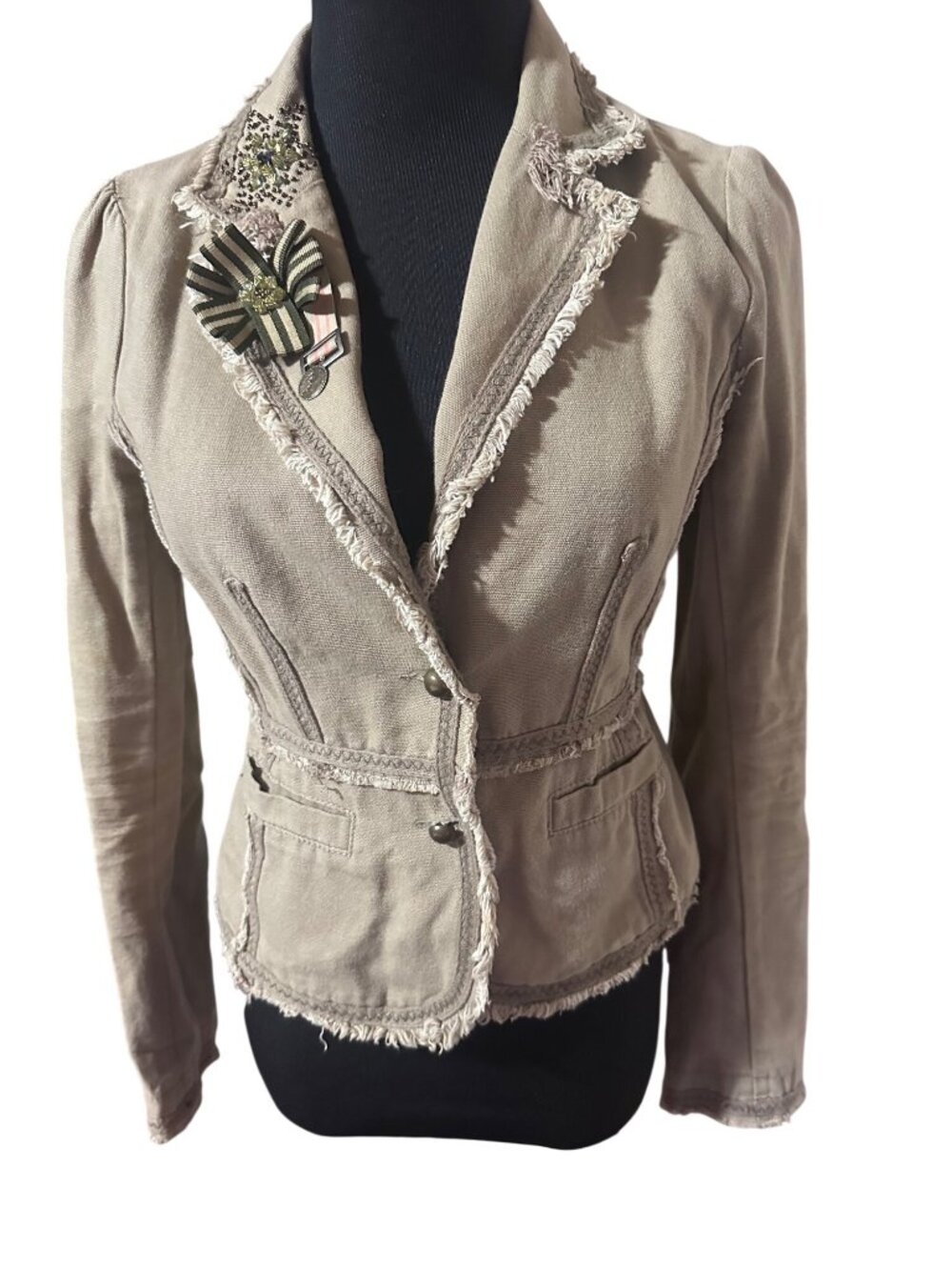 Vintage Y2K Bizz tan freyed seams beaded cotton button up jacket size S